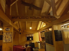 Rifugio Aquila Nera inside