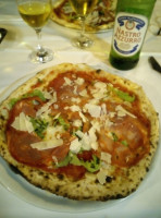 Pizzeria Vecchia Napoli food