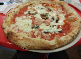 Pizzeria Da Enzo 26 food