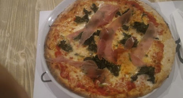 Pizzagrill Incanto food