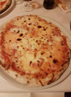 Arlecchino Pizzeria food