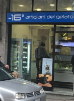 -16 Artigiani Del Gelato outside