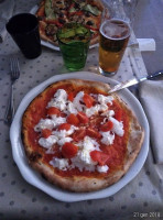 Calu Pizzeria food