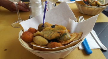 Siamo Fritti food