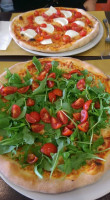 Pizzeria 360gradi food