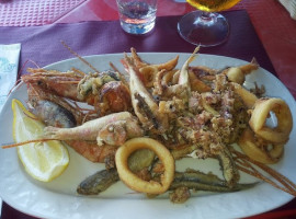 Belmare Maronti Beach food