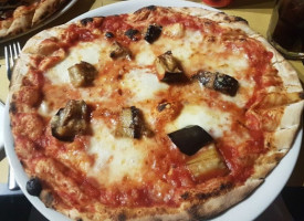 Opificio Pizzeria food