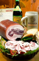 Rievoca Beer Shop food