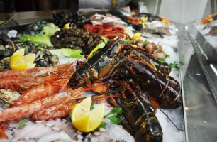 Amare Amore Per Il Mare food