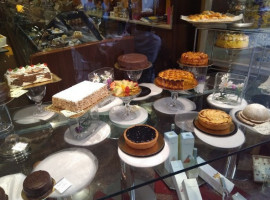 Vassalli Pasticceria food