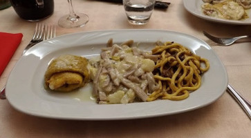 Locanda Pian Del Lupo food