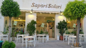 Sapori Solari outside