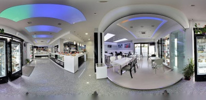 Pasticceria Caffe' Chantal inside