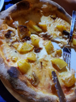 Pizzeria Mon Amour food