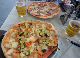 Pizzeria Eden food