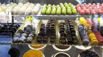 Pasticceria Albanese food