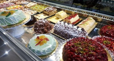 Pasticceria Del Corso food