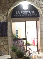 La Fontana food