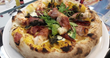 Pizzeria Pitta La Pizza Col Sorriso food