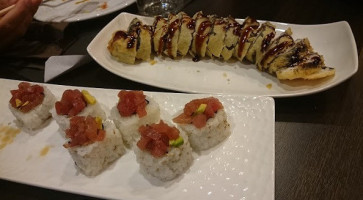 Izumi Sushi food