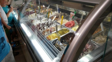 Gelateria Fiore inside