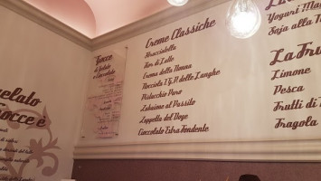 Gocce Di Gelato E Cioccolato menu