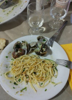 Su Crogallu food