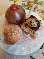 Pasticceria Santo Puglia food