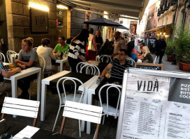 Vida' Pizza Bistrot food