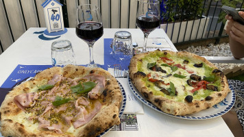 Pizzeria Capri Blu food