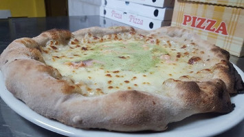 Pizzeria Paninoteca Tavola Calda 'su Cantaru ' food