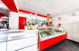 Boutique Del Gelato, La Caletta-siniscola outside