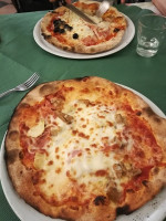 Pizzeria Menhir food