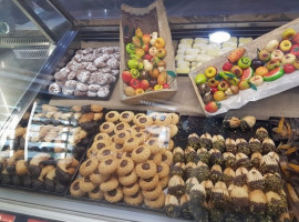 Ciccio-pasticceria-gelateria-rosticceria food