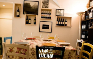 Vino Fritti E Cucina food