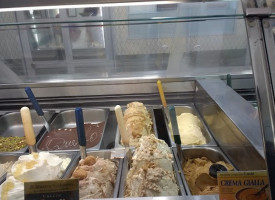 Il Mastro Gelataio inside