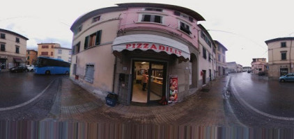 Pizzeria Pizzadilly Circus outside