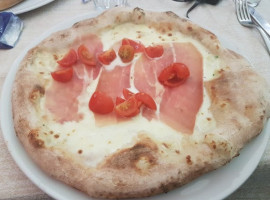 Quanto Basta Pizzeria food