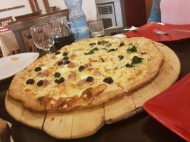 Pizzeria Balajana food