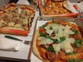 Amici Per La Pizza food