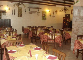 La Taverna Del Coccodrillo food