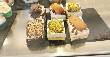 Marta's Bakery food