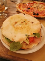 Pizzeria Tavola Calda La Tana food