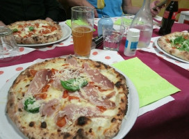 Pizzeria Santacroce food