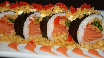 Sushi Live inside