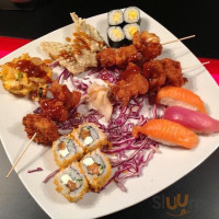 Haki Sushi Fusion inside