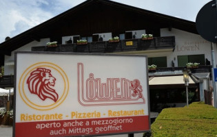 Pizzeria Pension Löwen outside