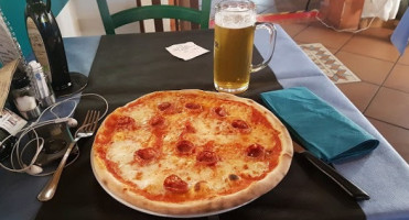 Pizzeria Mameli food