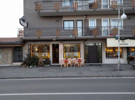 Pasticceria Gelateria Panda outside