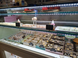 Pasticceria Santa Monica food